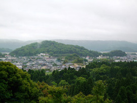 亀山